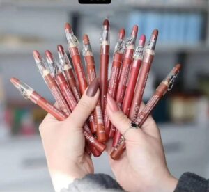 flormar waterproof lip liner pencil – long lasting smooth matte finish deal(001)